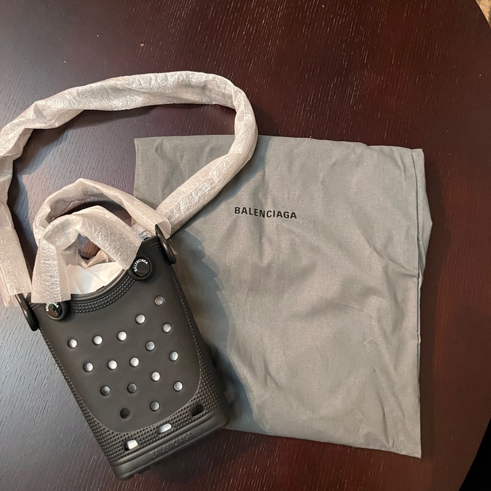 NWOT Balenciaga Black Cell Phone Bag